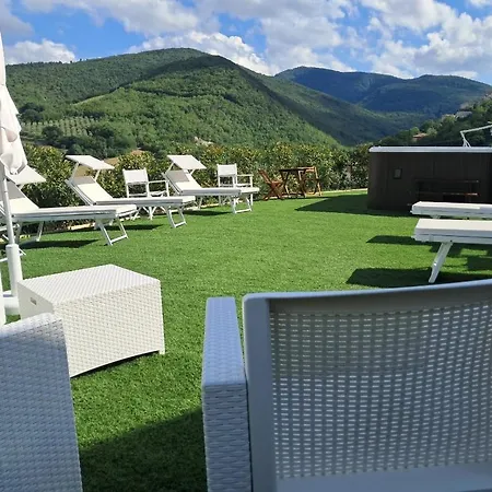 Le Cune, Olivaia - Ac, Pool & Jacuzzi * Palazzo (Ancona)